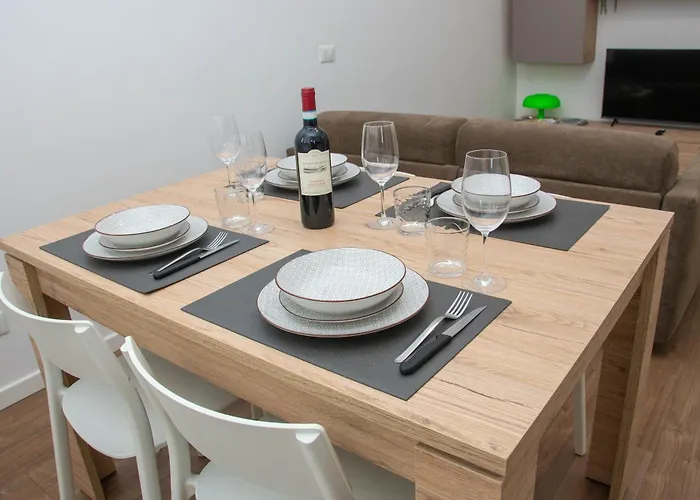 Cimiano Apartment *